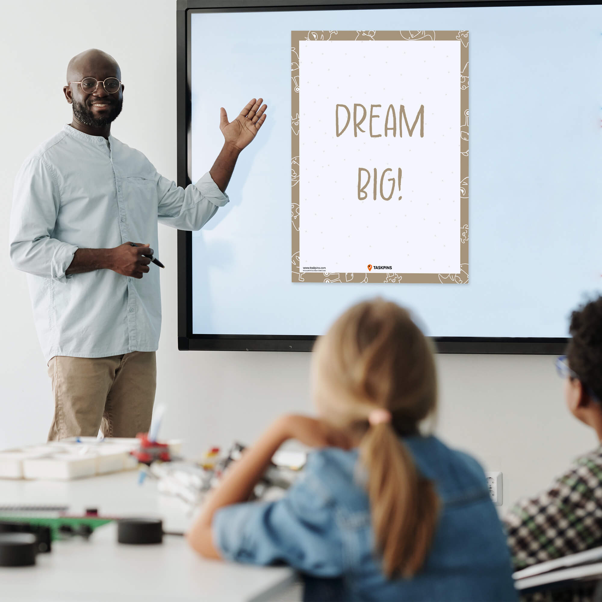 office Dream Big display